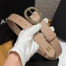 香家✨ Leather belt 30mm皮质腰带这款是香香25/26早春度假系列3.0cm腰带,采用光 香家✨ Leather belt 30mm皮质腰带这款是香香25/26早春度假系列3.0cm腰带,采用光