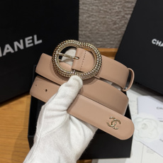 香家✨ Leather belt 30mm皮质腰带这款是香香25/26早春度假系列3.0cm腰带,采用光 香家✨ Leather belt 30mm皮质腰带这款是香香25/26早春度假系列3.0cm腰带,采用光