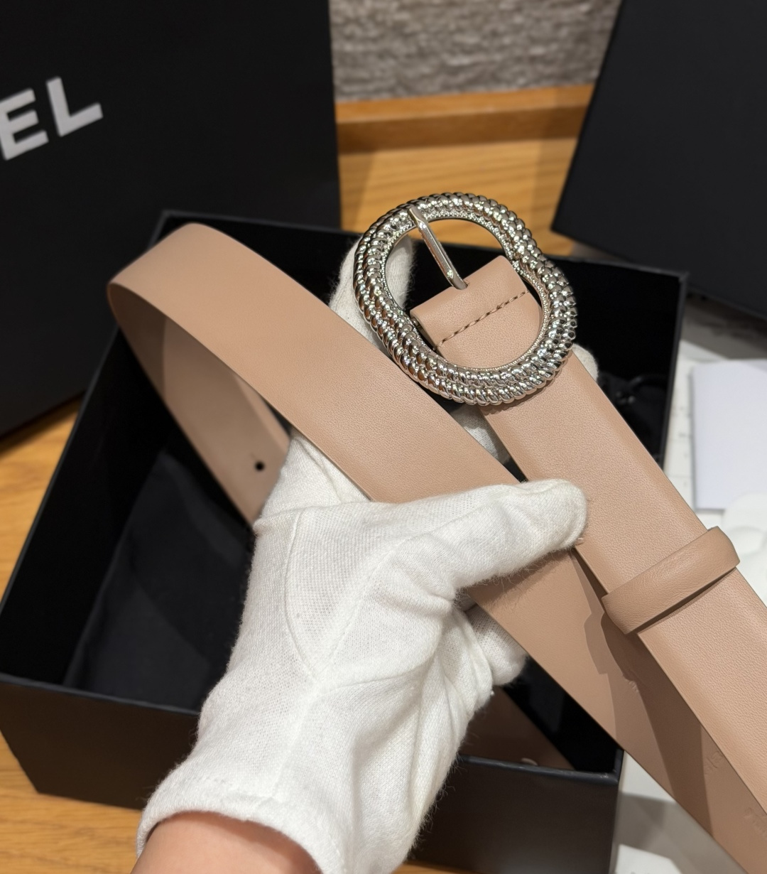 香家✨ Leather belt 30mm皮质腰带这款是香香25/26早春度假系列3.0cm腰带，采用光