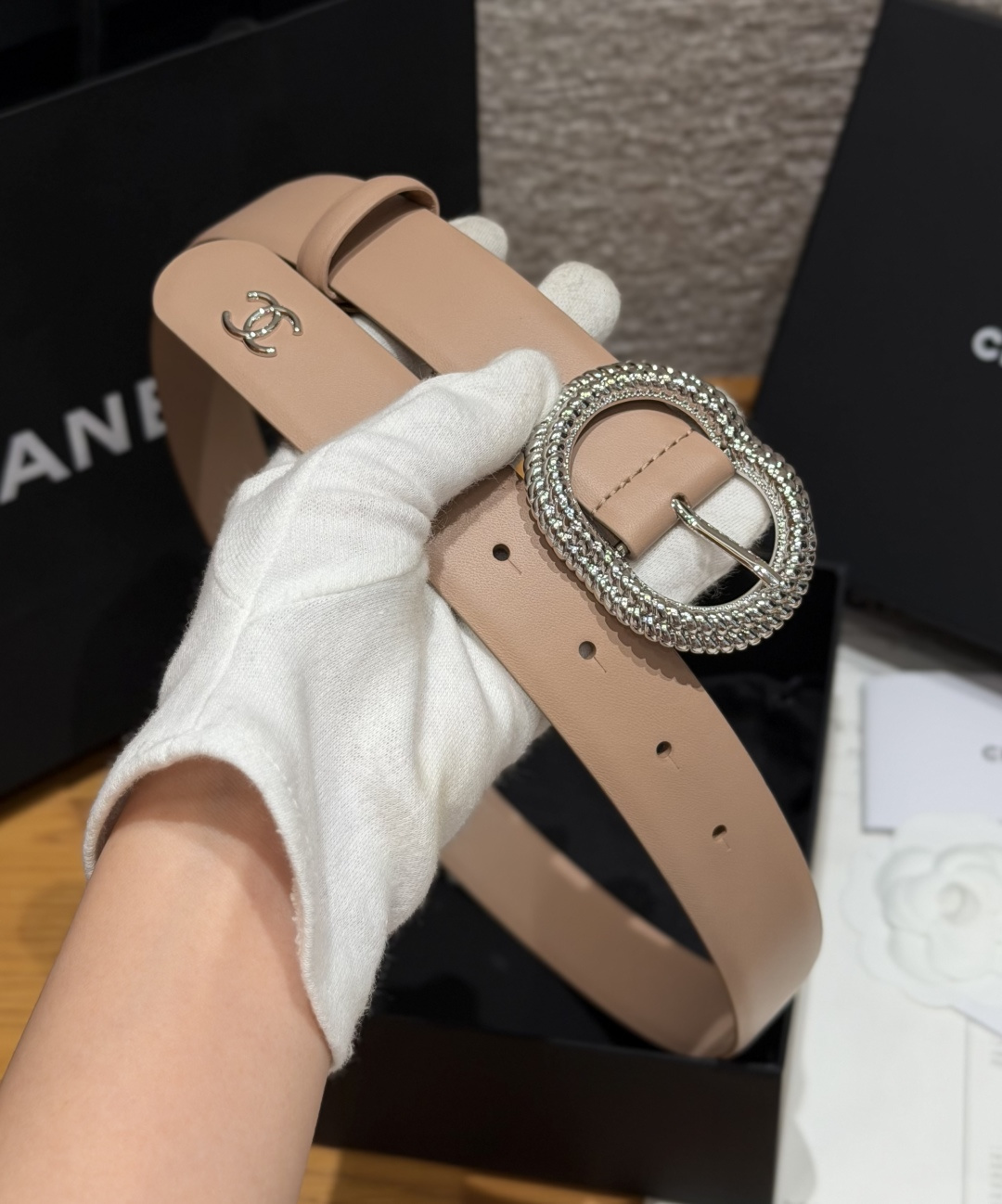 香家✨ Leather belt 30mm皮质腰带这款是香香25/26早春度假系列3.0cm腰带，采用光