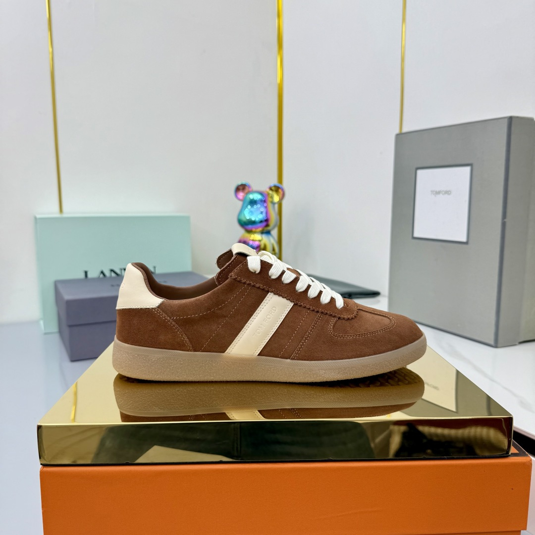 NO:489478,Tom Ford TOM FORD American fashion light luxury hot-selling style [Firecracker][Strong] size39-45[Strong][Strong] TOM FORD comes from European and American brands, original trading order, rare in China, not easy to collide with [Strong][Strong] Wear in spring and summer to autumn and winter, cross the temperature difference limit, and can control various styles of wear, fabrics, classic contrasting color splicing, casual and versatile, imported sheepskin in the inner foot pad is more sweat-absorbing, and 3cm inside the foot pad makes your feet more comfortable. Exclusive mold opening sole, extremely tests the craft requirements, comfortable and versatile when worn, perfect lines. [Strong][Strong] Top original order quality, supports counter comparison  Various color factories continue to synchronize the official website update...39-45, (38-46 fixed codes do not return or replace) pictures will explode. [Firecrackers] [Firecrackers] [Firecrackers] [Firecrackers] [Fireworks] [Fireworks], casual shoes/sports shoes, tom ford, sneakers, sheepskin19860909汤姆福特 TOM FORD 美国时尚轻奢爆款款[爆竹][强]size39-45[强][强]TOM FORD来自欧美品牌,贸易原单,国内罕见,不易撞款 [强][强]春夏穿到秋冬,跨越温差限制,又能驾驭各种风格穿搭,面料 经典撞色拼接 休闲百搭,内里垫脚进口羊皮更加吸汗,垫脚内增3cm让您的脚更加舒服.独家开模大底,极度考验工艺要求,穿上舒适百搭 线条完美.[强][强]顶级原单品质,支持专柜比对 各种颜色工厂持续同步官网更新…39-45,（38-46定码不退不换）转图必爆.[爆竹][爆竹][爆竹][烟花][烟花][烟花],休闲鞋/运动鞋,tom ford,sneakers,sheepskin,Women's Shoes