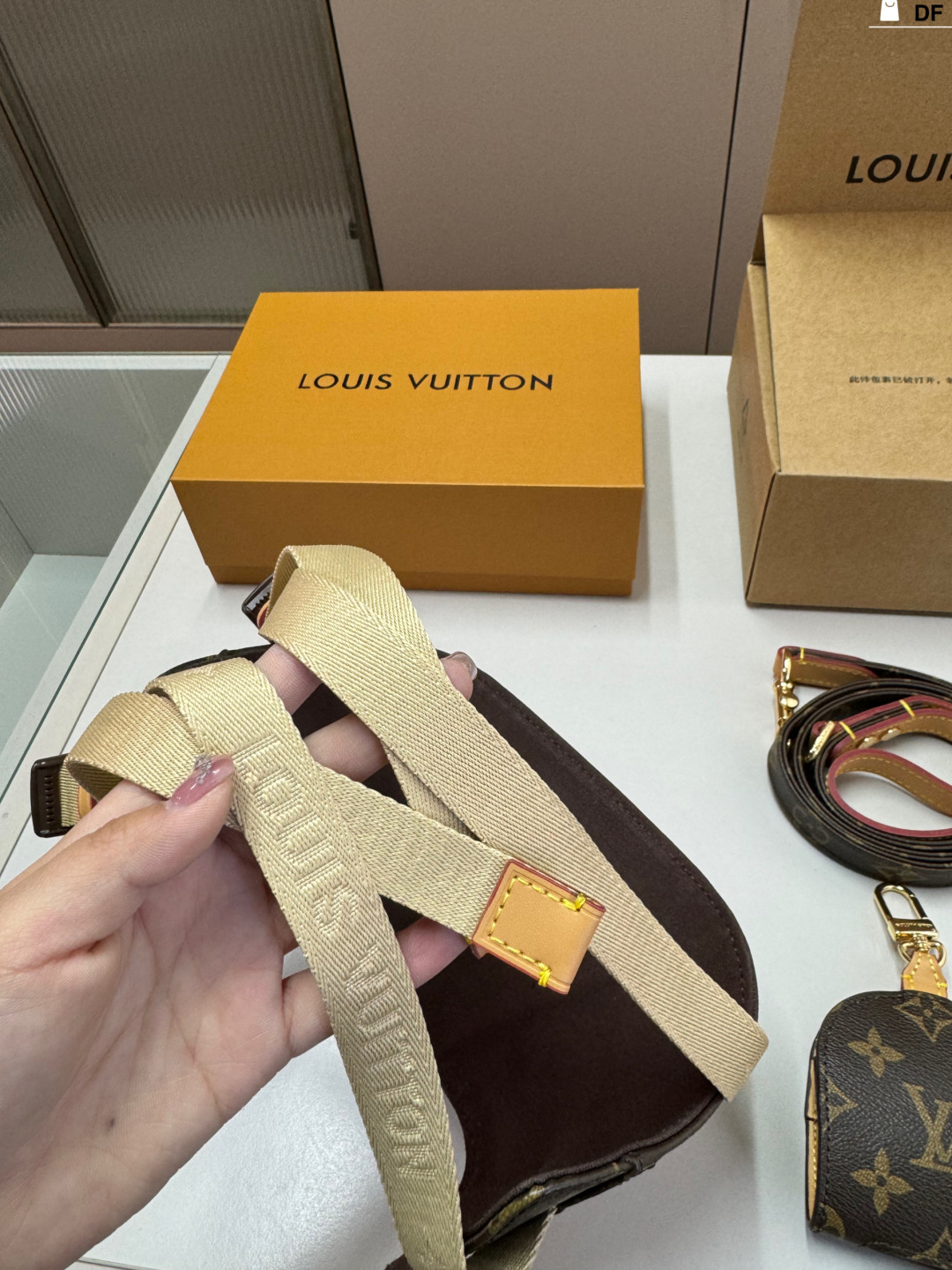 Louis Vuitton Haute Couture Classic Luxury Handbag Shoulder Crossbody 7