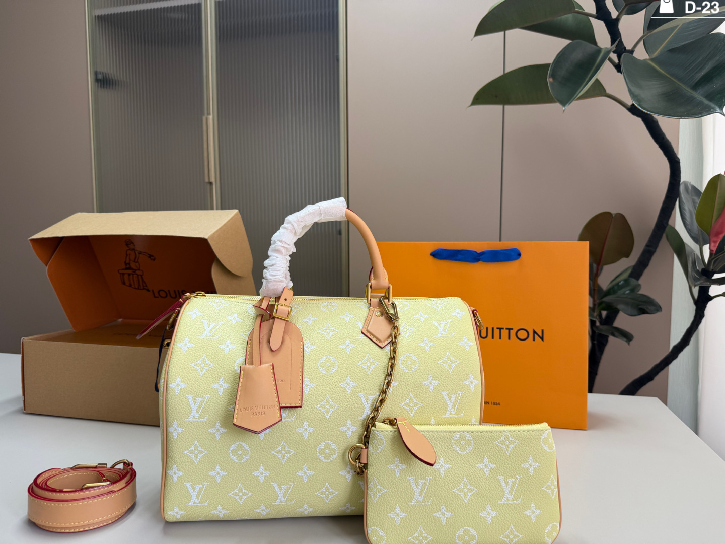 P345 | D-23 Size 30×20 Double Box Packaging | Come And Take A Look At The Lv Speedy30 Pillow Bag | Suitable For Daily Use And Travel | I Like This Size So Much | It’s So Easy To Use Too Cool