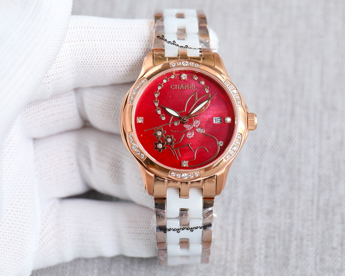 NO:725730,White leather, rose gold, ceramic strap, CHANEL CHANEL must-have quartz watch for goddesses  〕The best luxury gift recommendation, please look for exclusive quality, chanel, chanel, omega19860909白皮 玫瑰金 陶瓷带 香奈儿 CHANEL 女神必备石英腕表 XT2 进进口石英机芯,蓝宝石玻璃镜面,3度防水,316精钢镶钻表壳,可以搭配精钢结合陶瓷表带或者真皮表带.尺寸【34mm*10mm】〔『欧米茄女神必备款,超高性价比,零返修,强烈推荐』实物拍摄用心,所以更完美 〕送礼最佳奢华推荐请认准独家品质,,chanel,chanel,omega,Watch