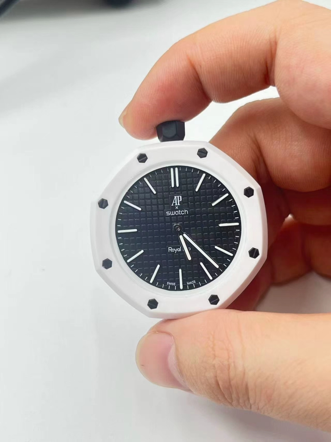 NO:882333,The new A&Swatch co-branded model comes with machinery, all the details are in place, O1 is in stock,,stuart weitzman19860909新款A&Swatch联名款 机械来吧细节拉满到位O1现货,,stuart weitzman,Watch
