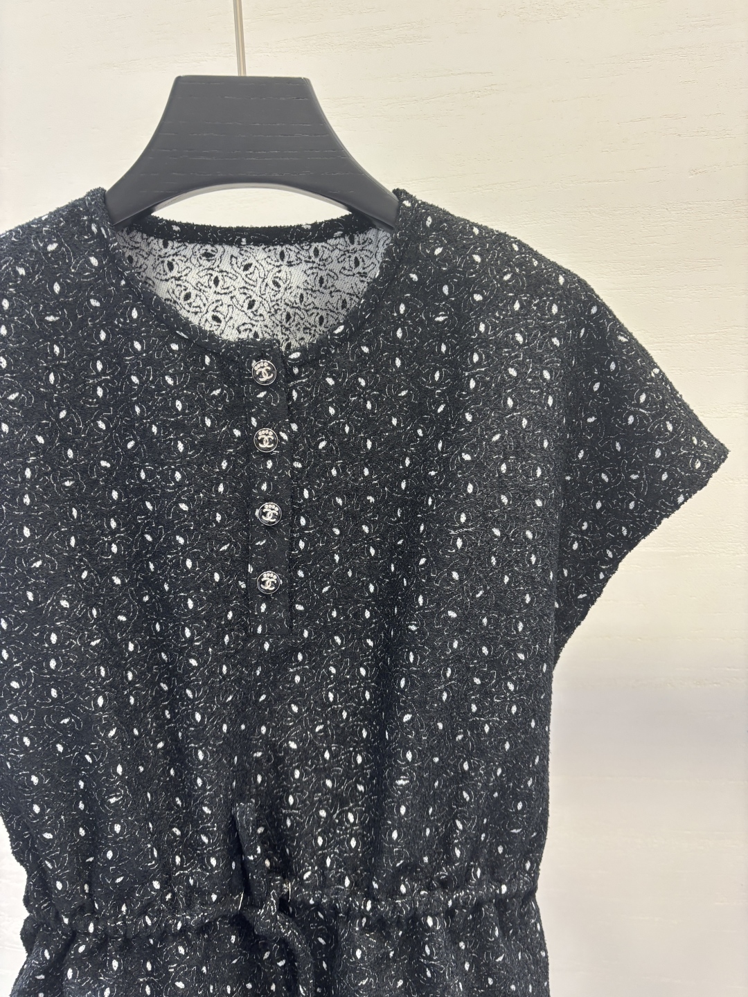Chanel 25A Summer Collection Top - Custom Logo Fabric, Sizes 36/38/40 5 cmp i1752555095180 374 0 3
