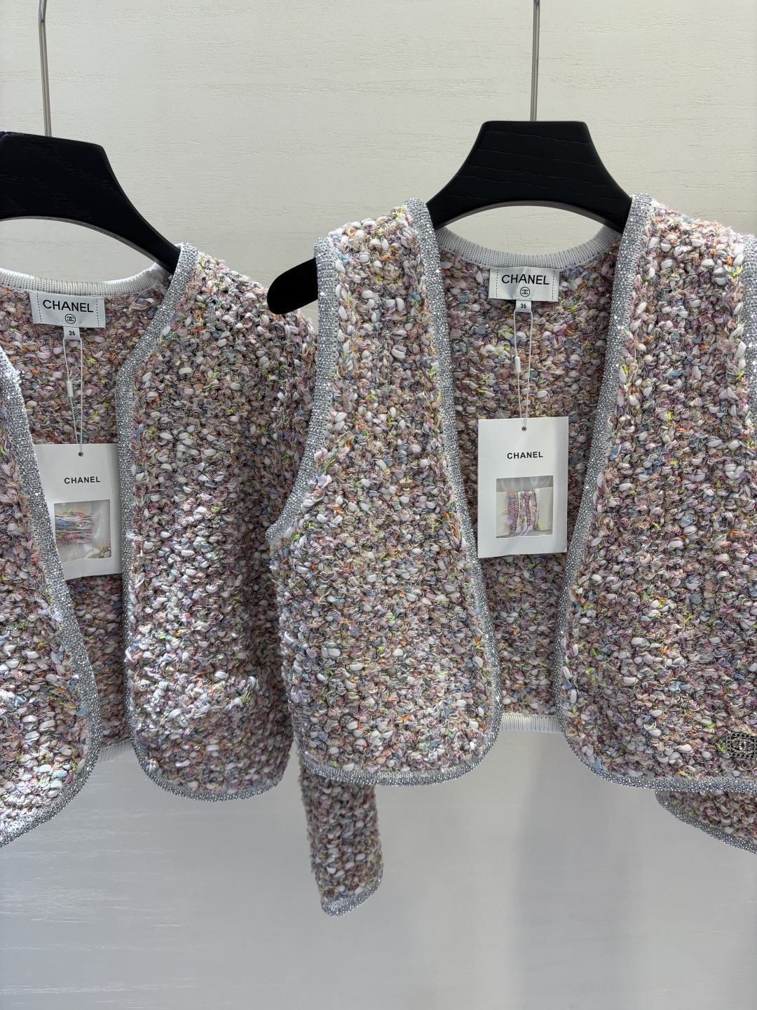 Elegant Tweed Three-Piece Set - Limited Edition, Sizes 36/38/40 Available 5 cmp i1754211961651 2456 0 3