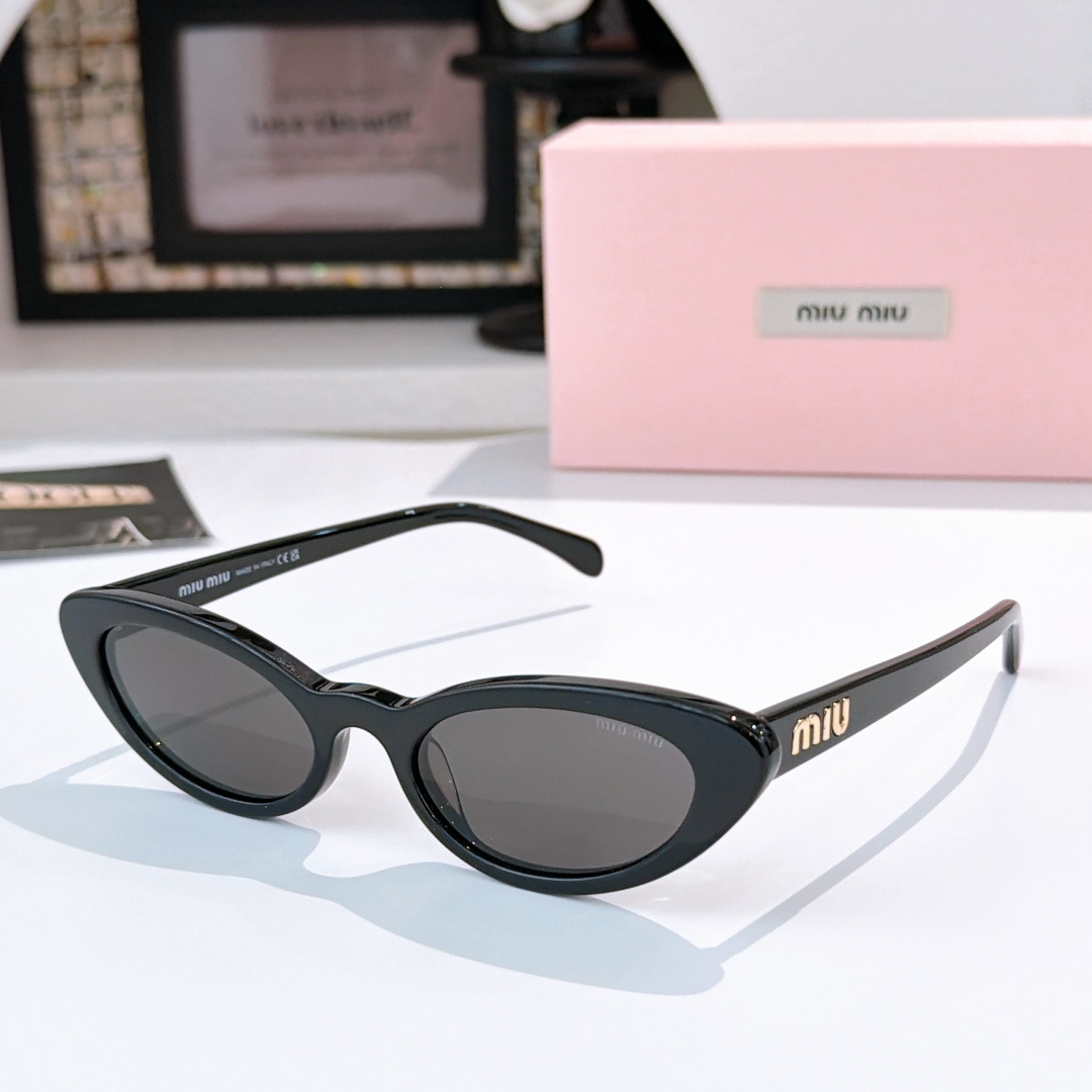 𝙈𝙄𝙐𝙈𝙄𝙐MOD：MU09USSize：52口21 145🔝🔝