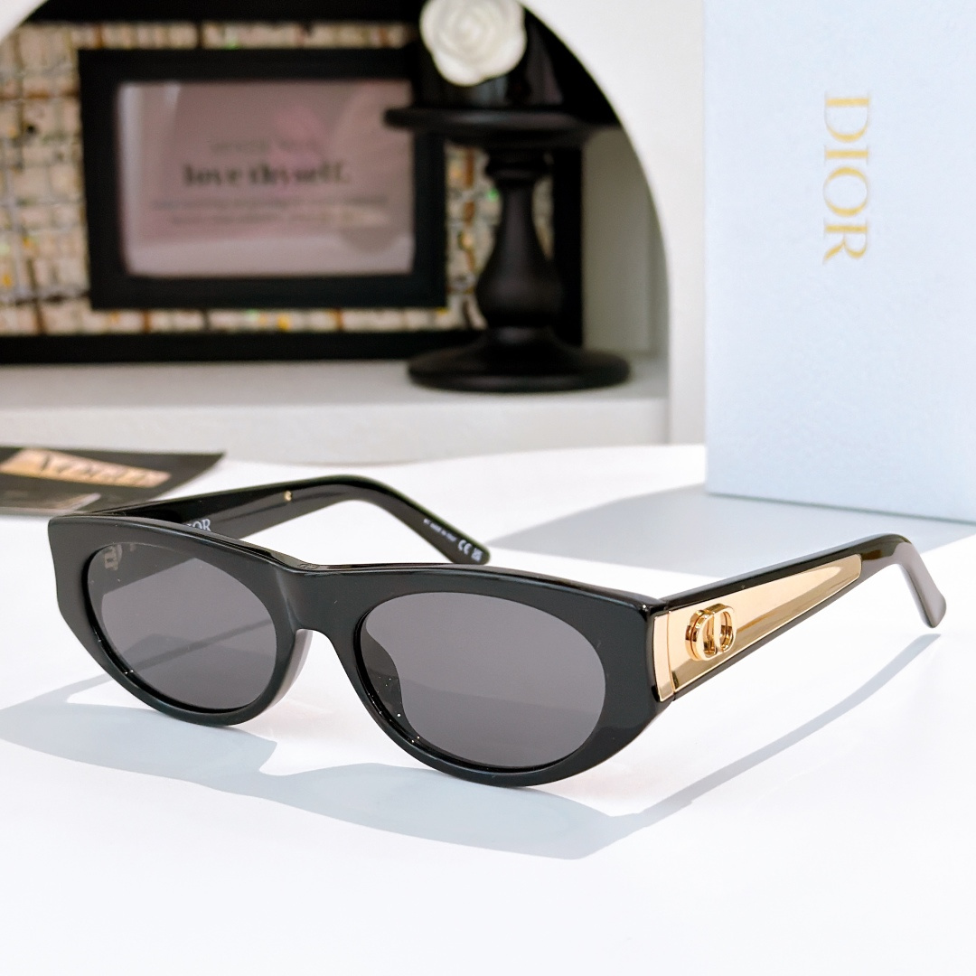 DIO*MODEL：DiorGlow B2FSIZE：56口18-147🔝🔝