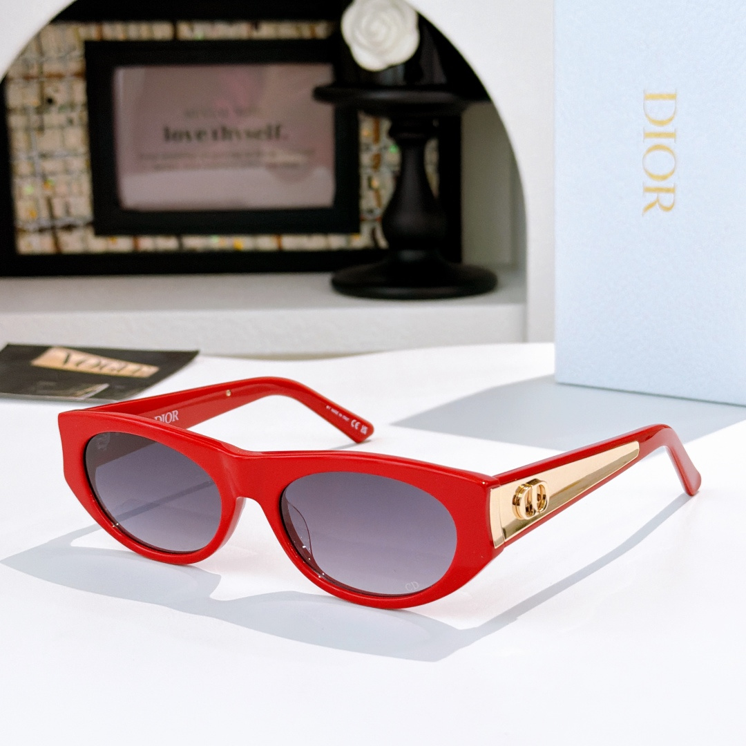 DIO*MODEL：DiorGlow B2FSIZE：56口18-147🔝🔝