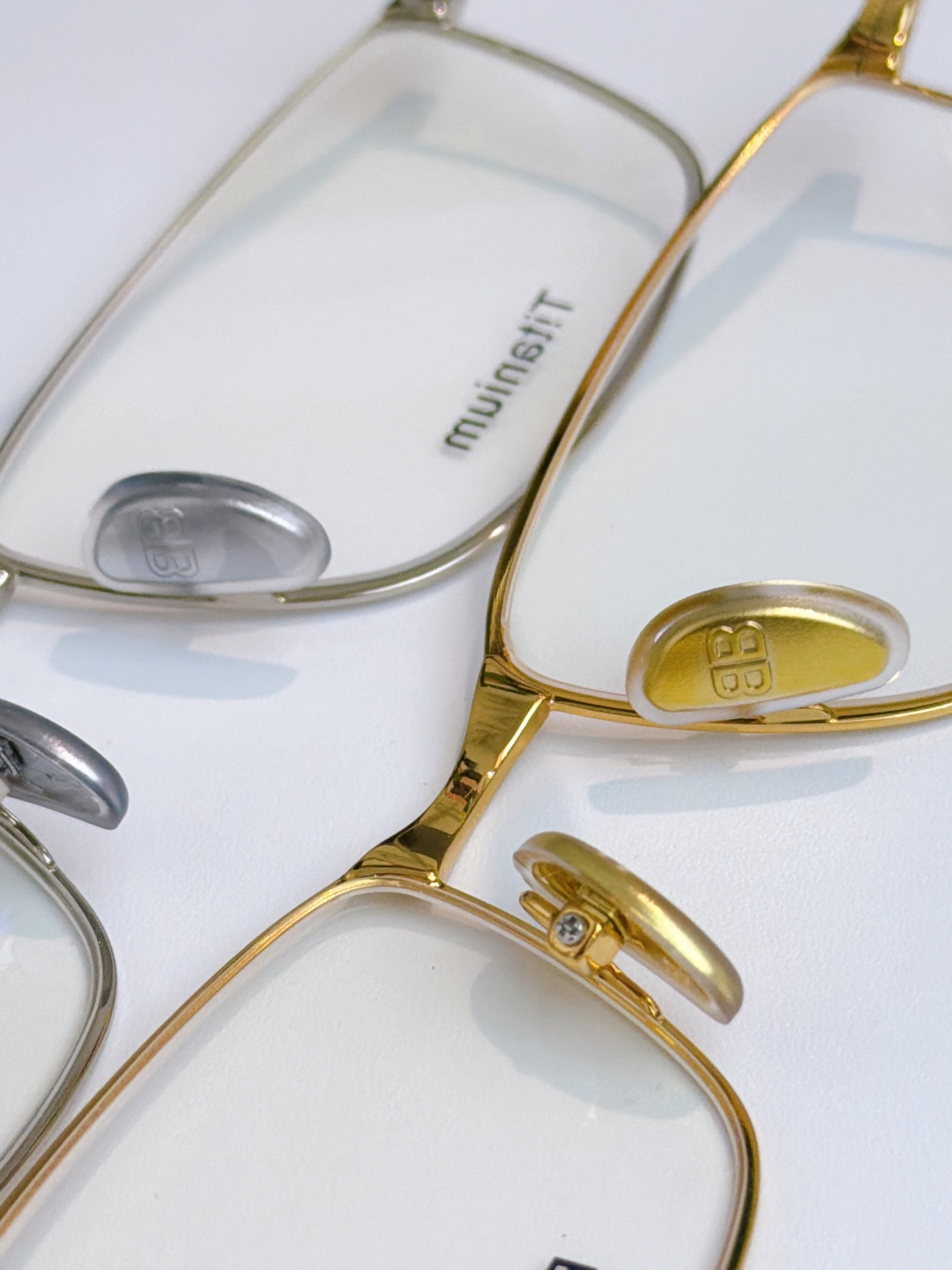 纯钛 Titanium BALENCIAG*MODEL：BB0415OSIZE：60口14-145🔝🔝