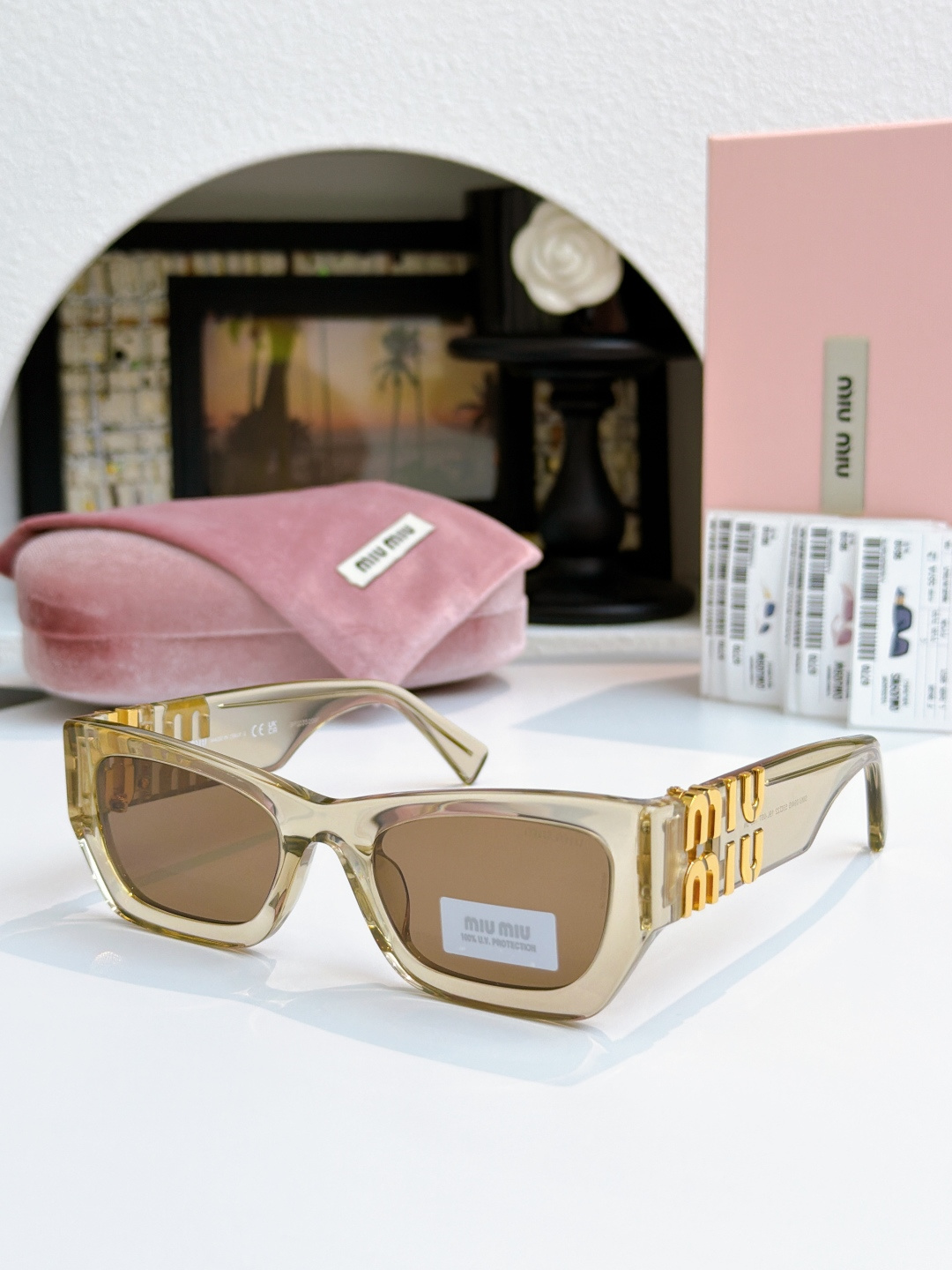 MiuMiu sunglasses辑