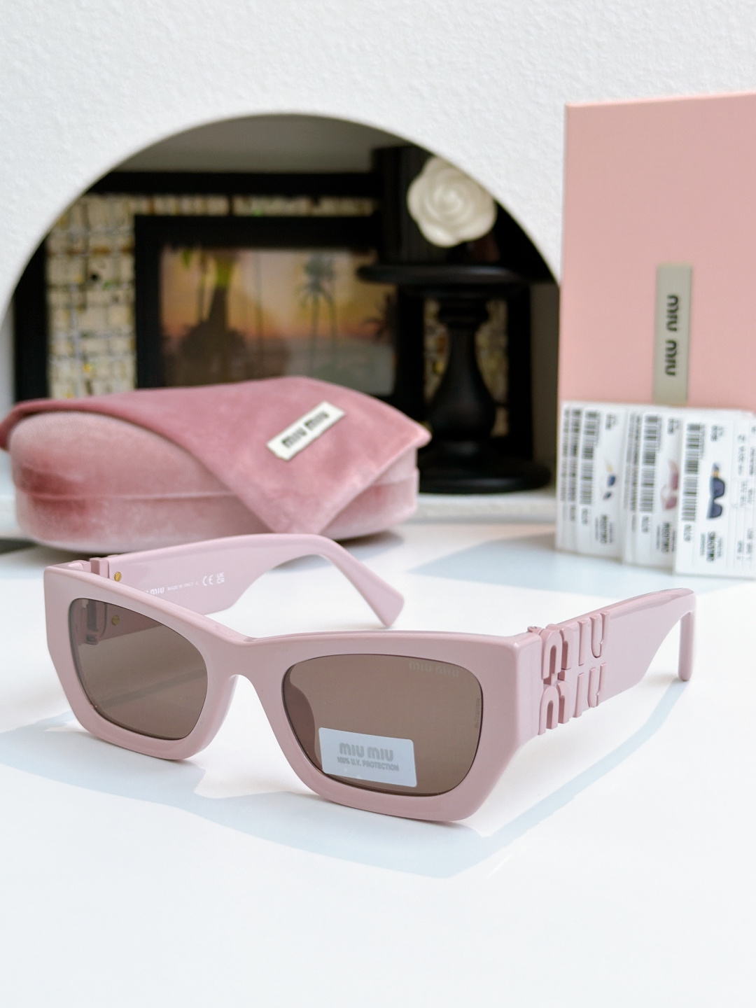 MiuMiu sunglasses辑
