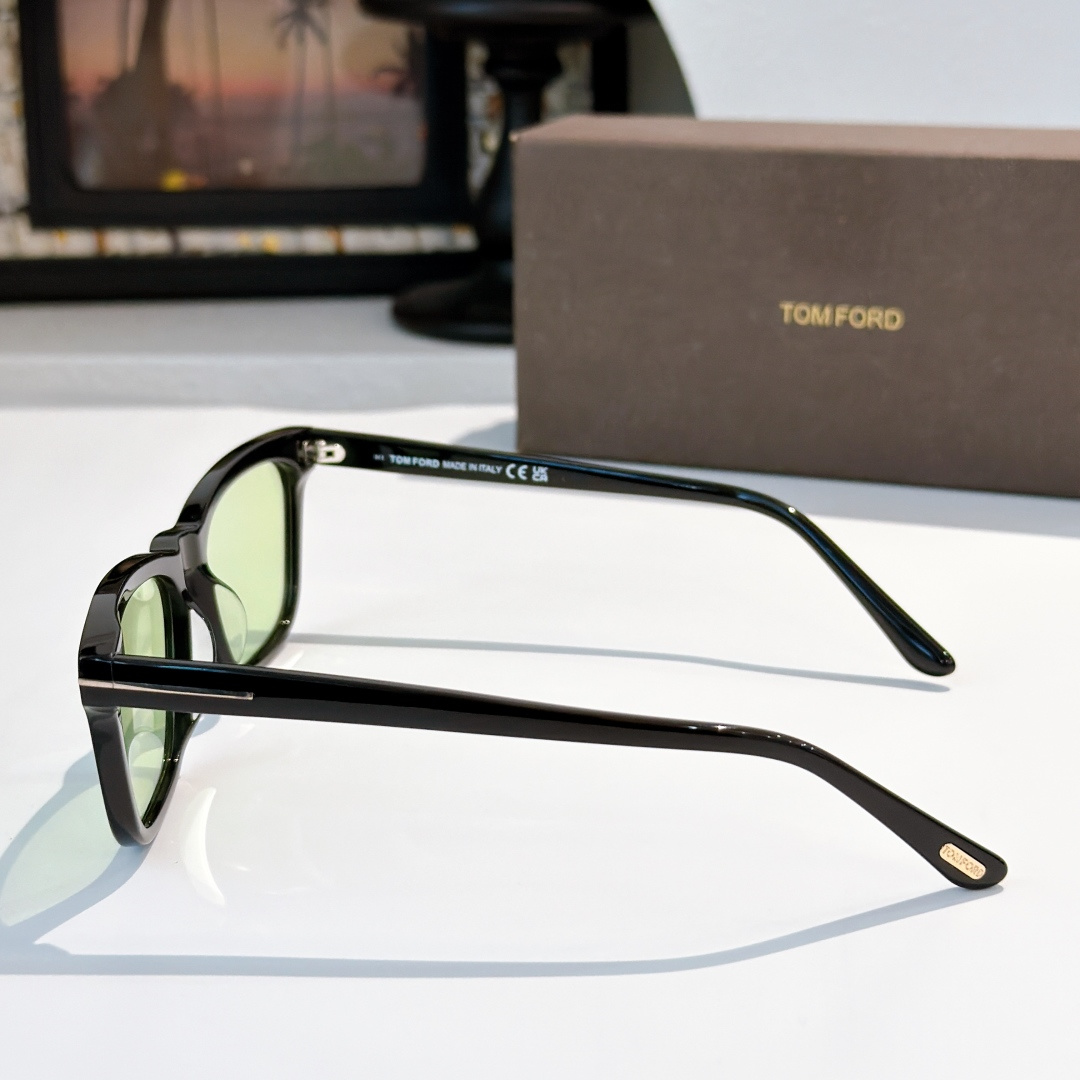 𝑻𝒐𝒎 𝑭𝒐𝒓* MODEL：TF1362size：53-16-145🔝🔝