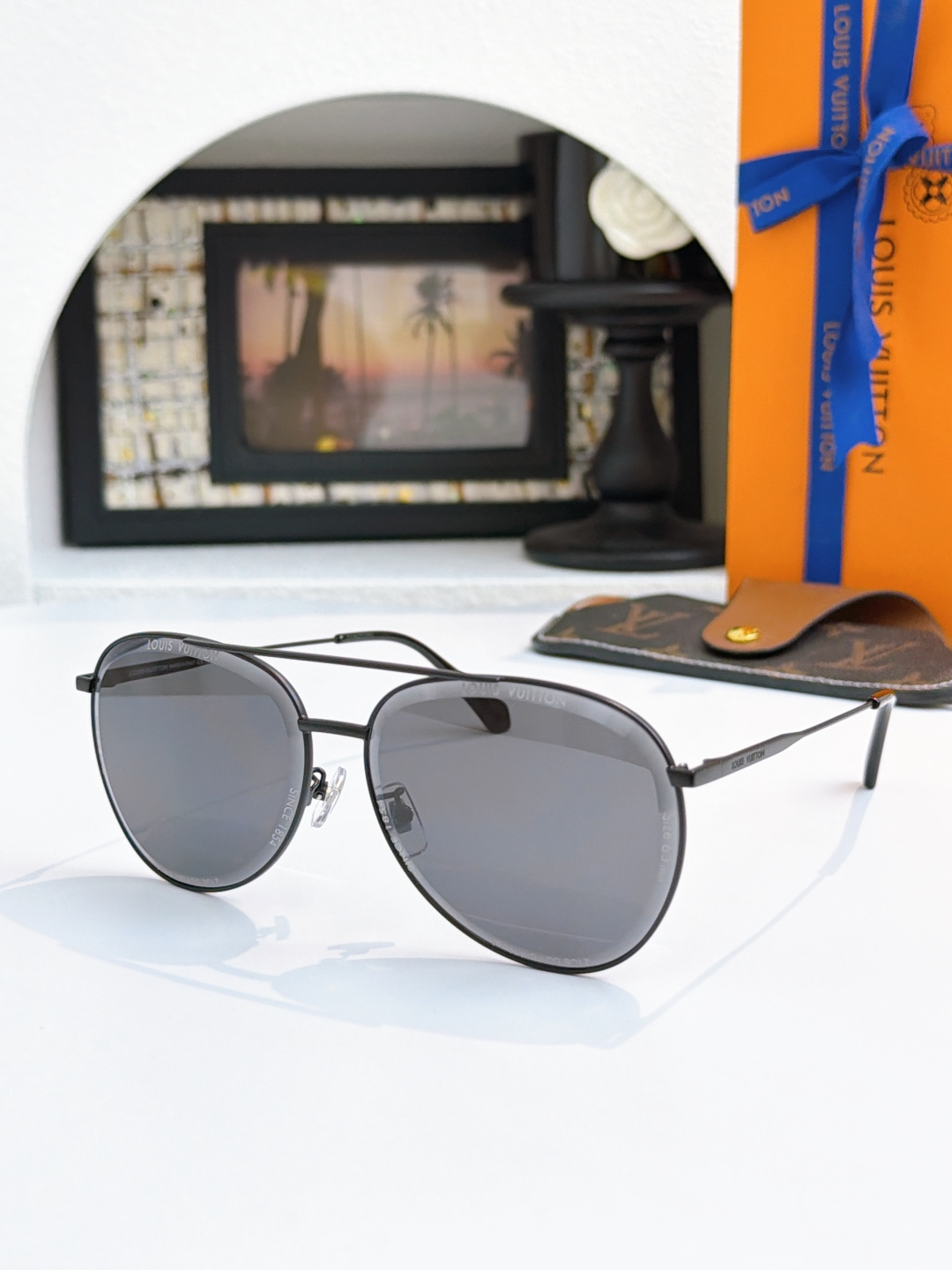 调价⚠️高版本配送彩图⚠️背面有真开口螺丝位LOUIS VUITTO*MODEL：Z2625SIZE：6