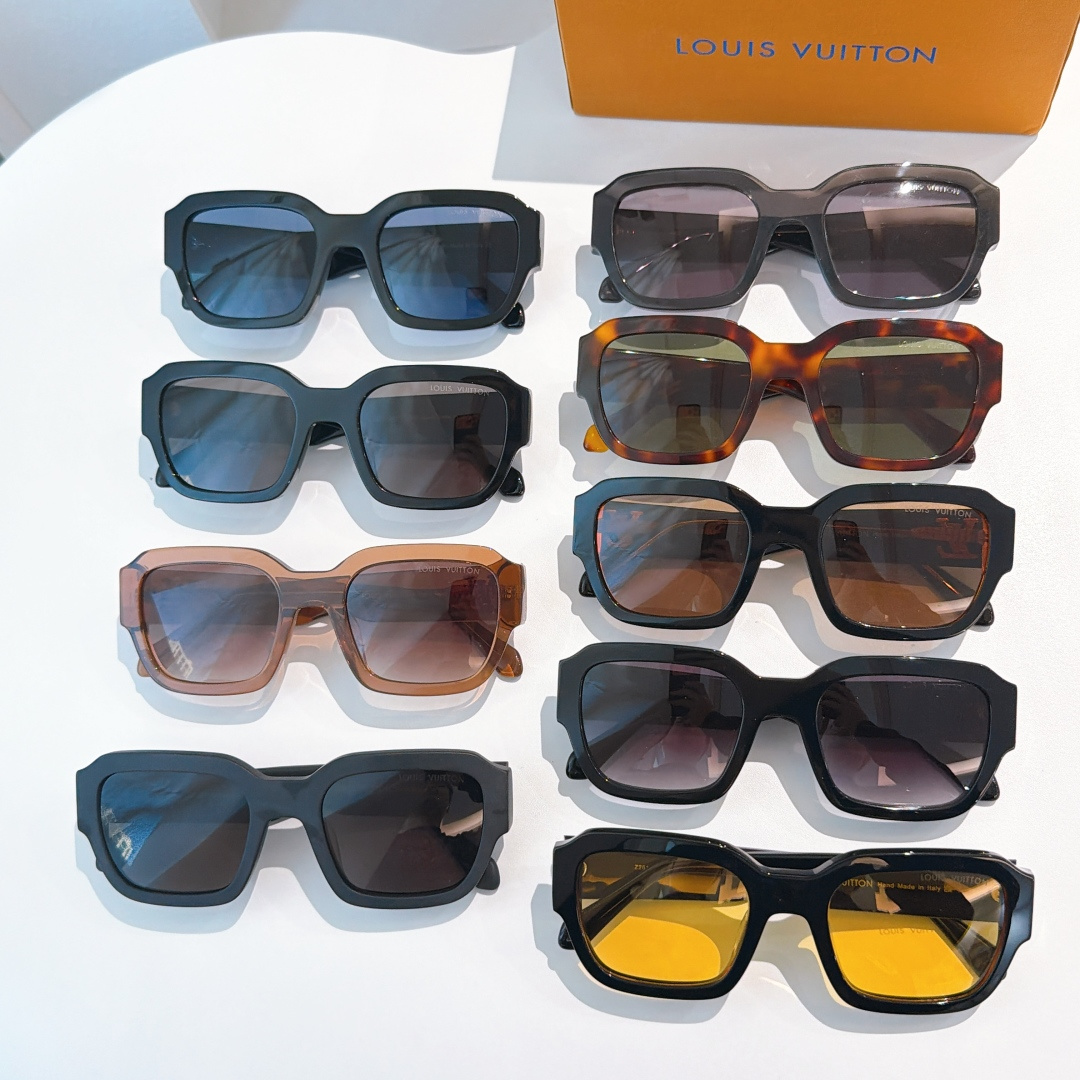 LOUIS VUITTO* MODELO: Z2611 TALLA: 55口21-145