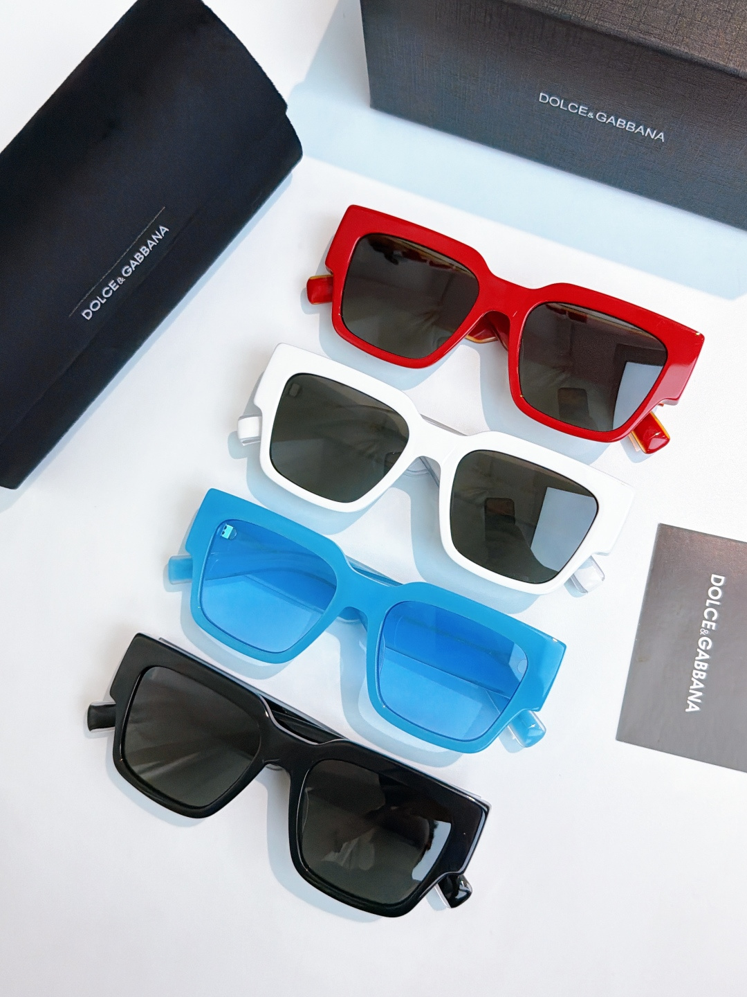 高版本1:1细节原版触手可见的品质Dolce&GabbanaMod：DG6184Size：52-18-1