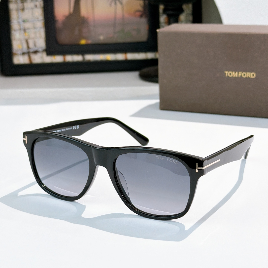 Tom FordModel:FT1284Size：55–18-145🔝🔝