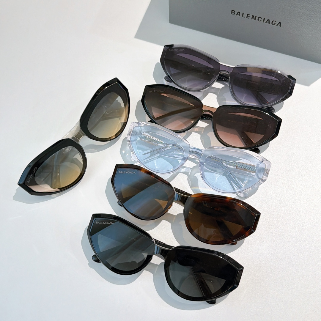 BAELNCIAG* MOD：BB1921LKSize：51口22 143 🔝🔝