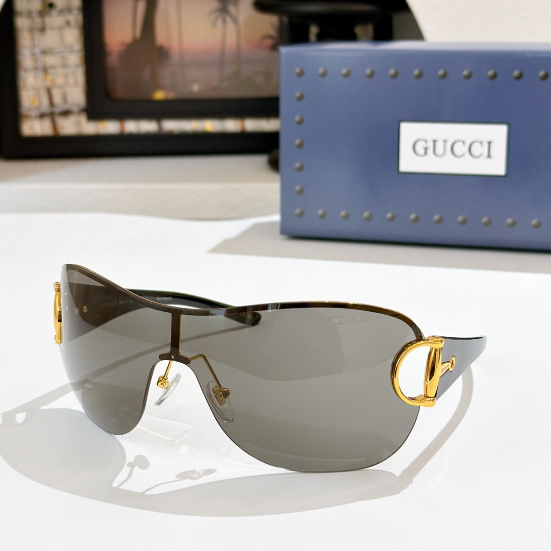 GUCCI Oversized MODEL：GG2174SSIZE：140口115🔝🔝