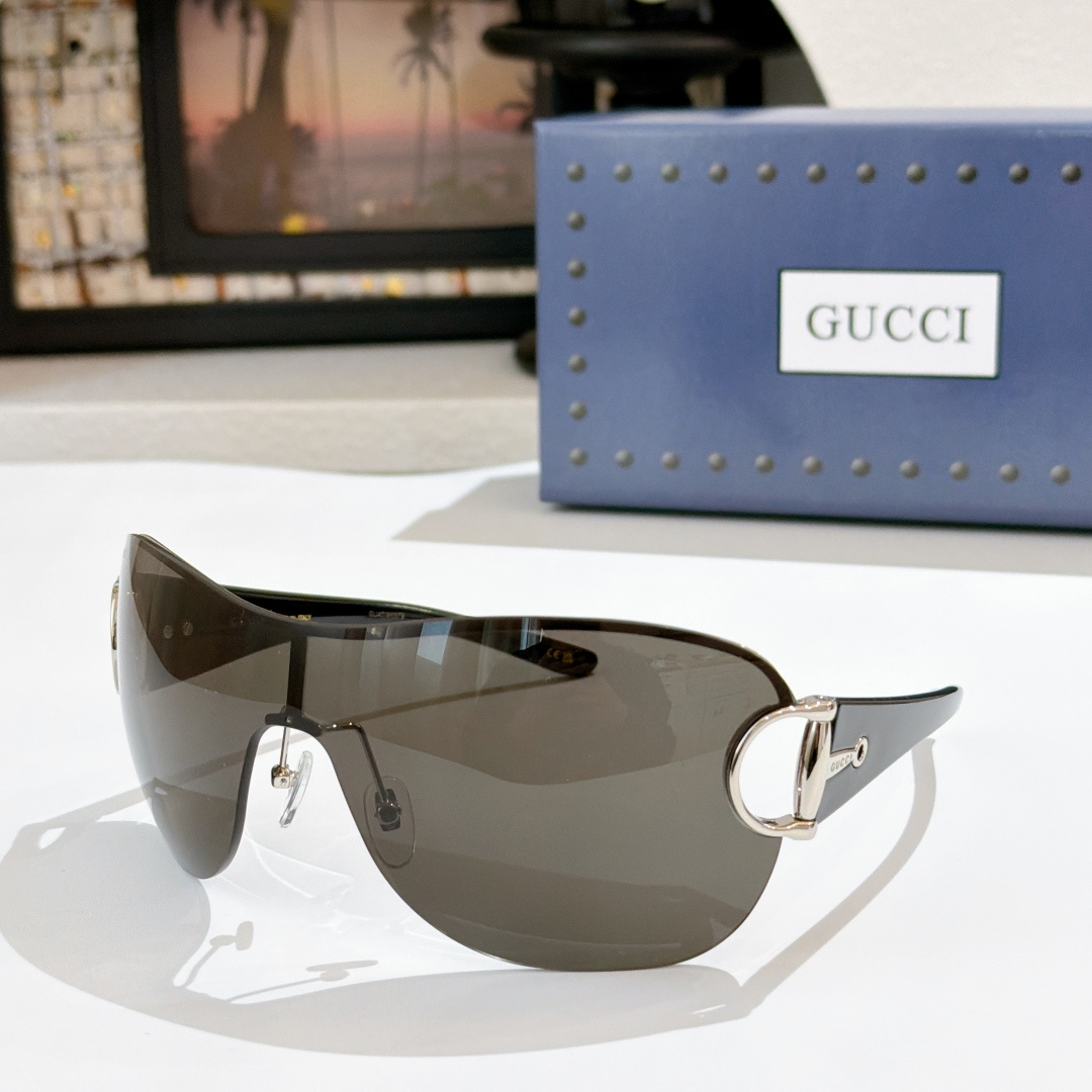 GUCCI Oversized MODEL：GG2174SSIZE：140口115🔝🔝