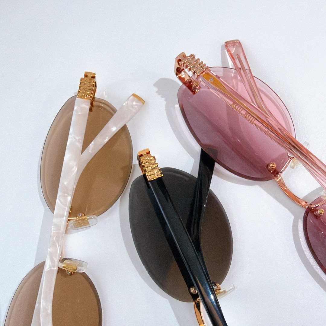 MIU MI*MODEL：MU A1950SIZE：57口17-145🔝🔝