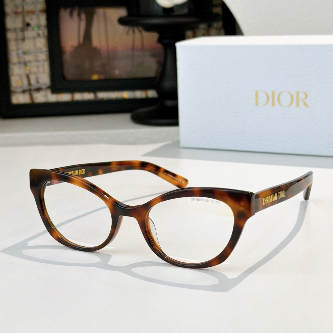DIOR Mod：Midnight B2ISize：53-19-145🔝🔝。