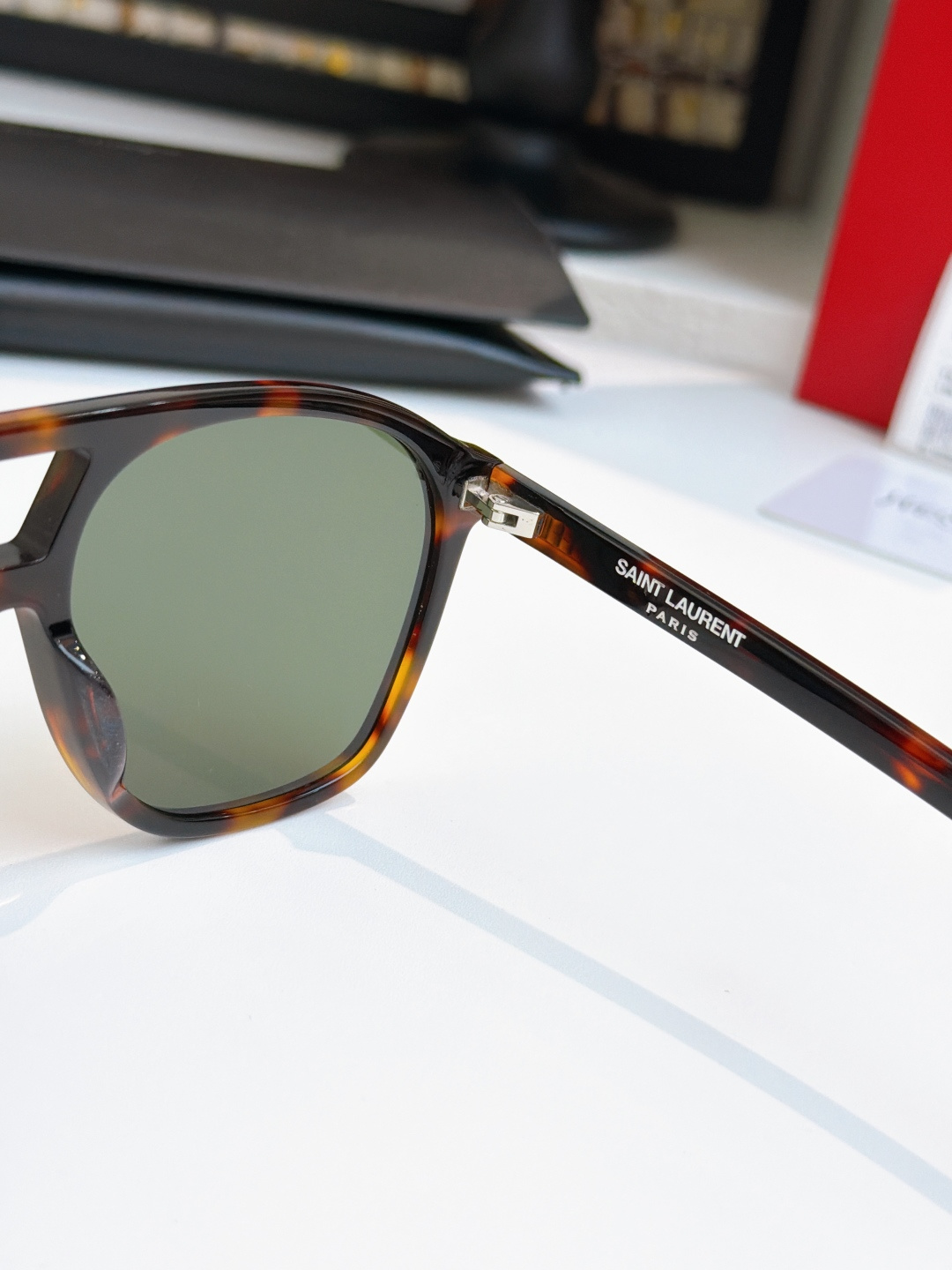 Saint Laurent Saint Lauren*