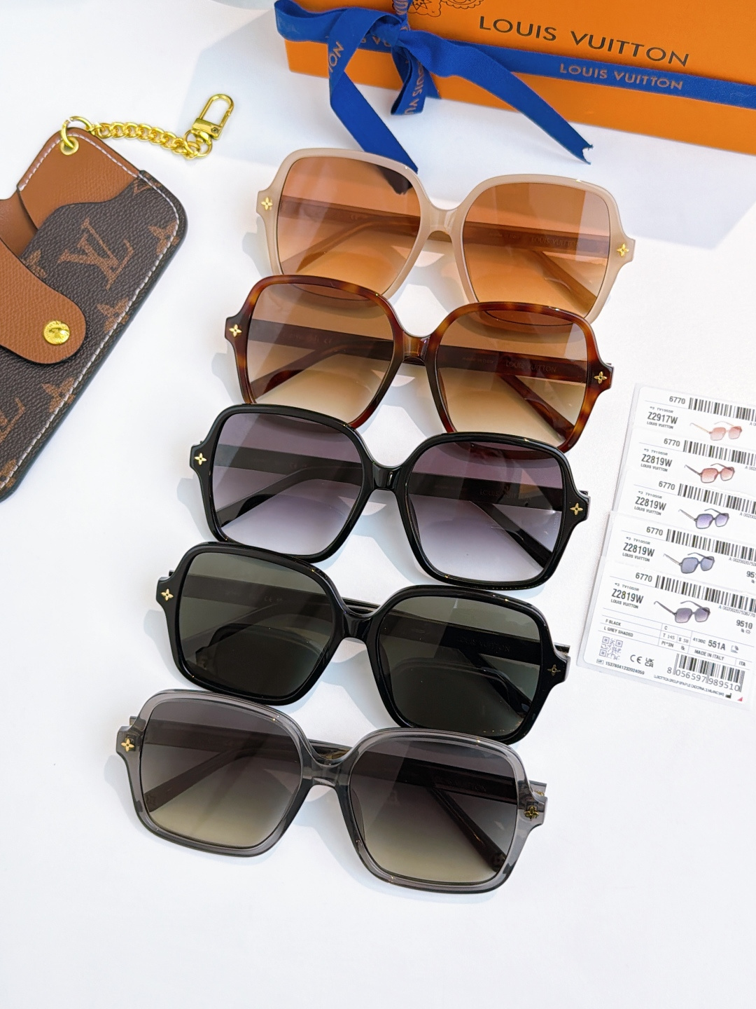 欧版-板材鼻托高鼻梁配戴更适合Originial qualityLV Aura Square Sungl