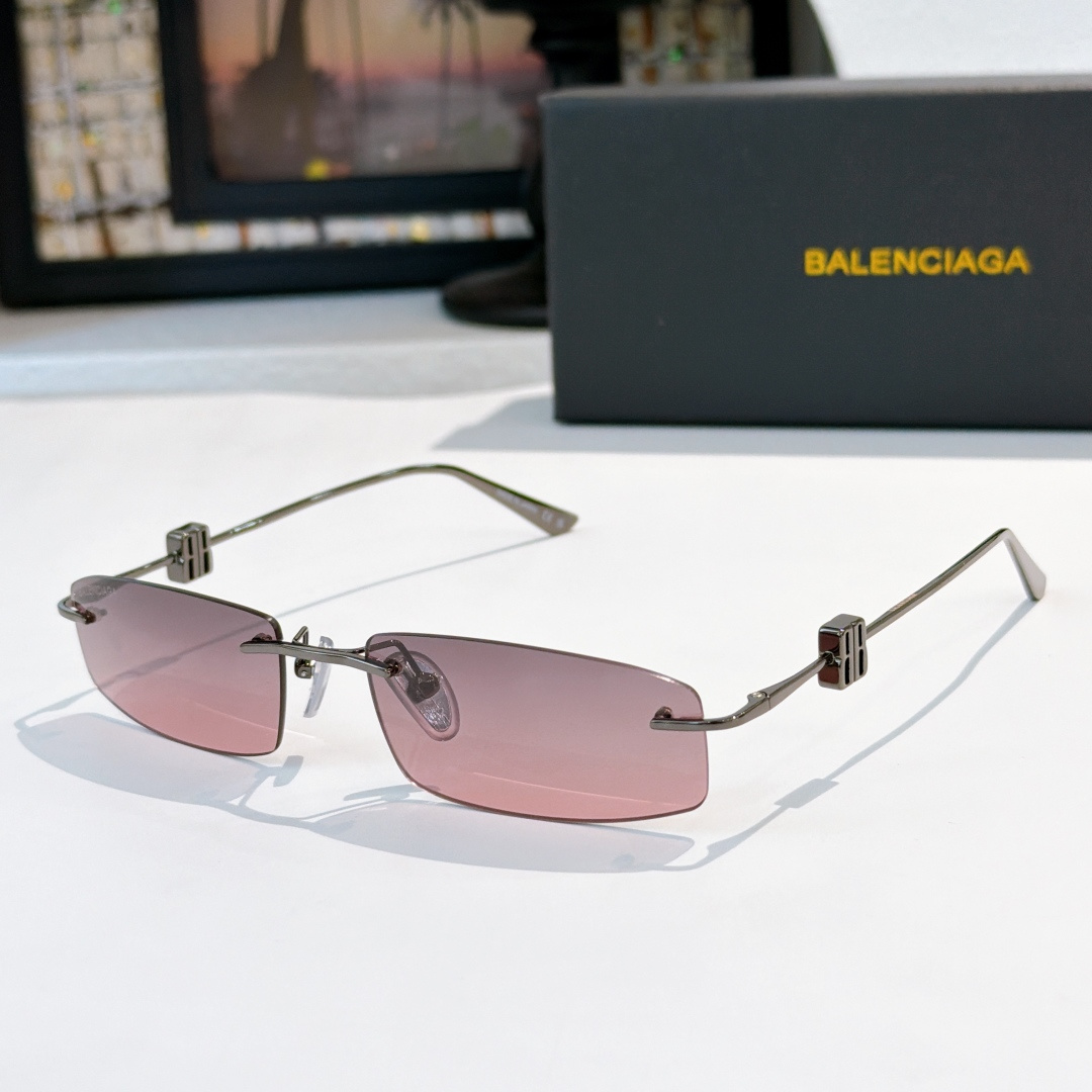 BALENCIAGAMod：BB 0507SSize：57口18-145🔝🔝