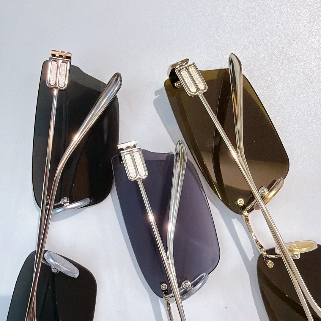 BALENCIAGAMod：BB0487SSize：63口15-145🔝🔝