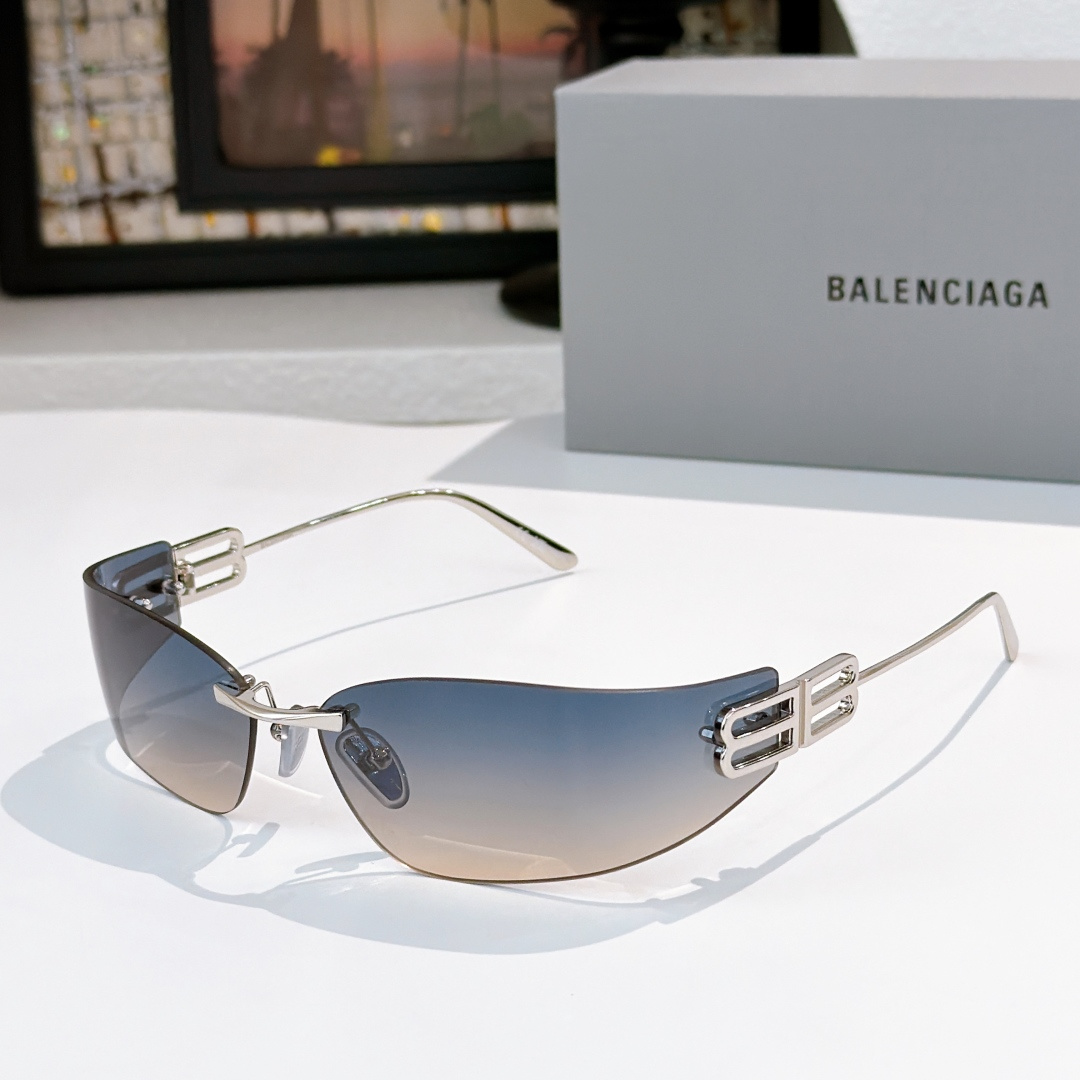 BALENCIAGAMod ：BB0484SSize ：76口15-120🔝🔝