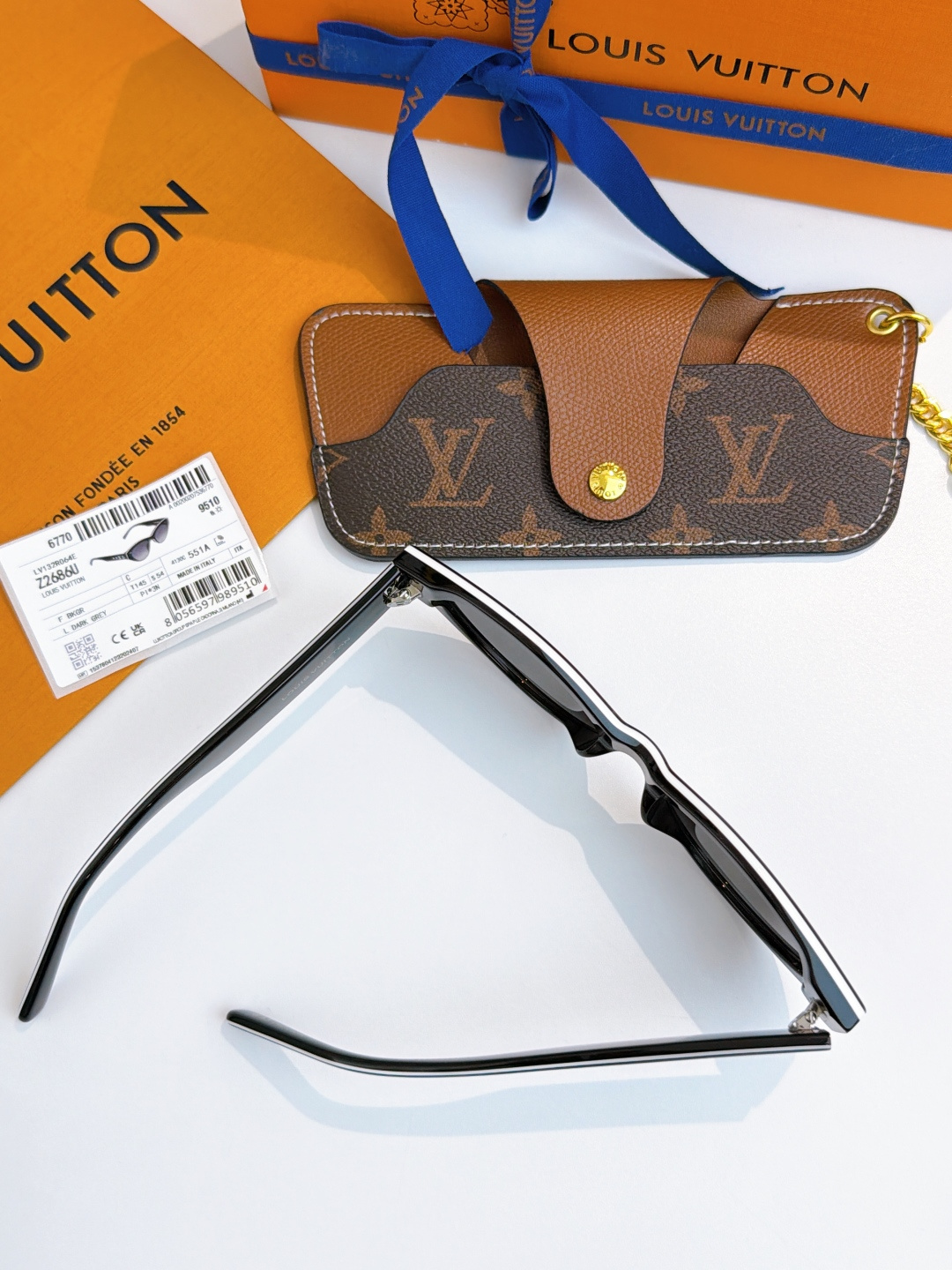 Louis Vuitton Louis Vuitto*
