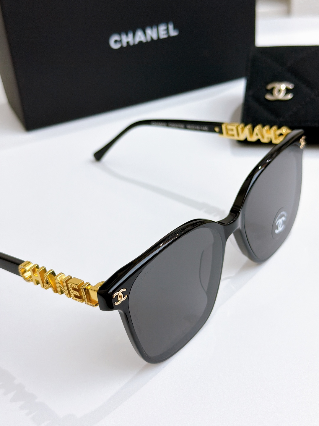 Chanel CHANE*