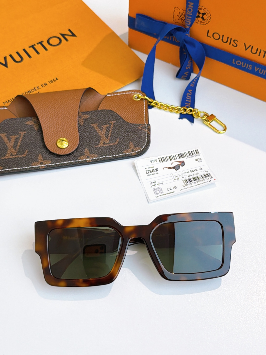 Louis Vuitton Louis Vuitto*