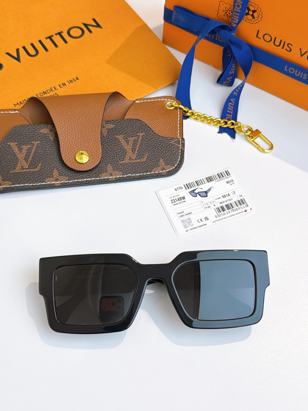 Louis Vuitton Louis Vuitto*