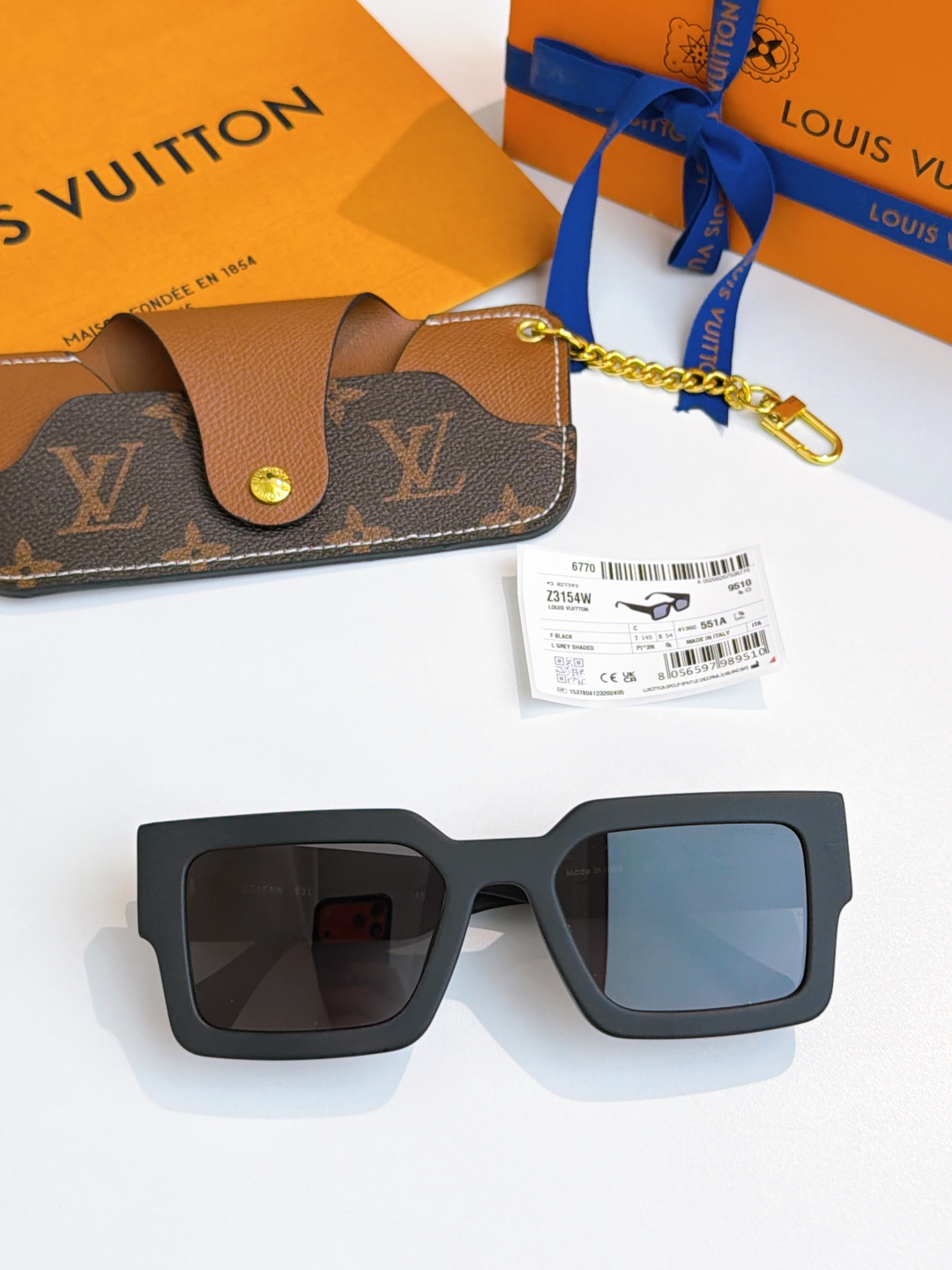 Louis Vuitton Louis Vuitto*