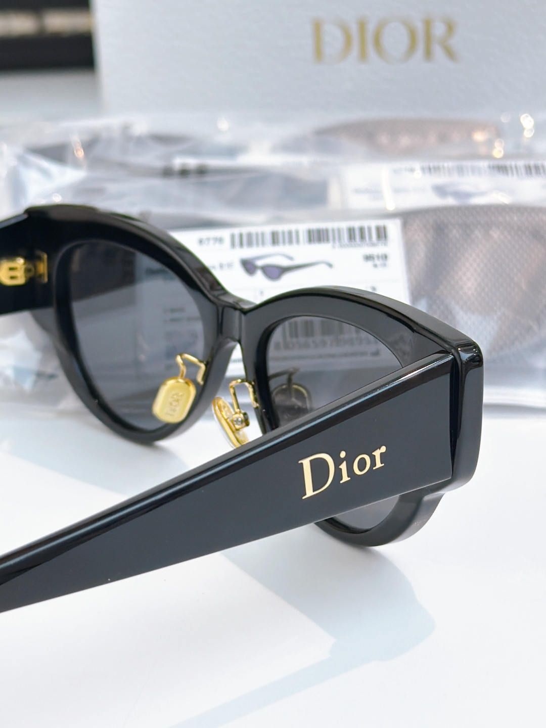 高版本✔️\nDIOR新品\nMod：DiorLuckyCharmsB1F\nSize：53口17-145\n