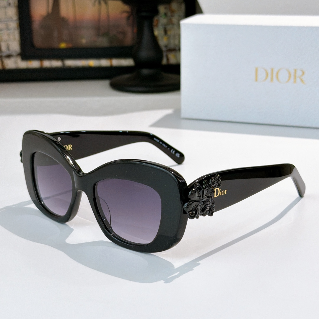 Dior DIO*