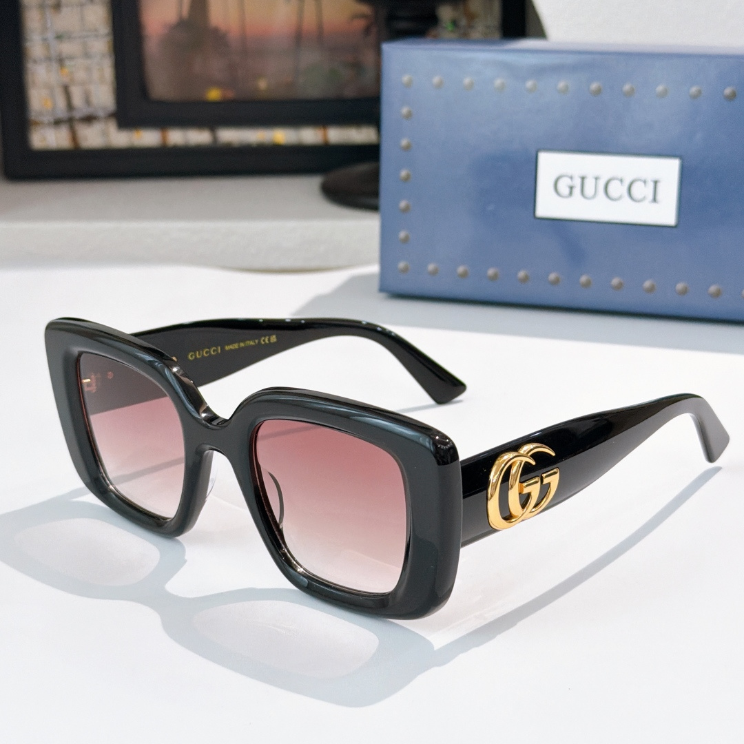 Gucci GUCC*