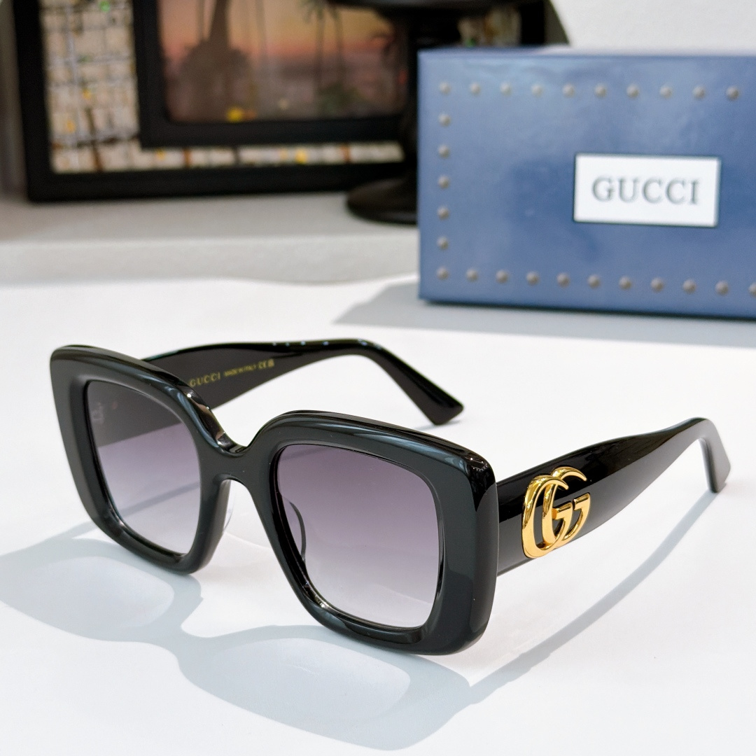 Gucci GUCC*