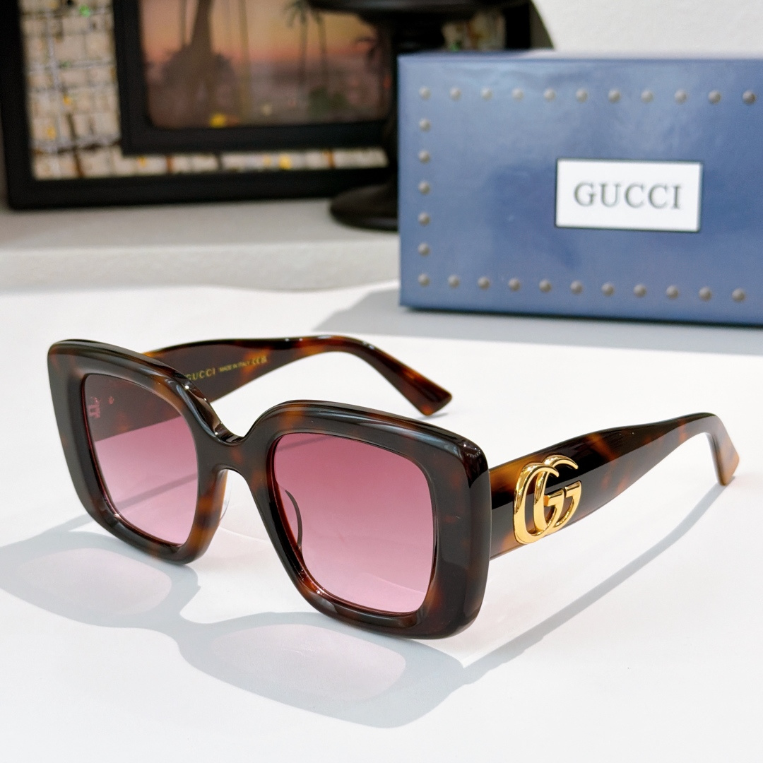 Gucci GUCC*