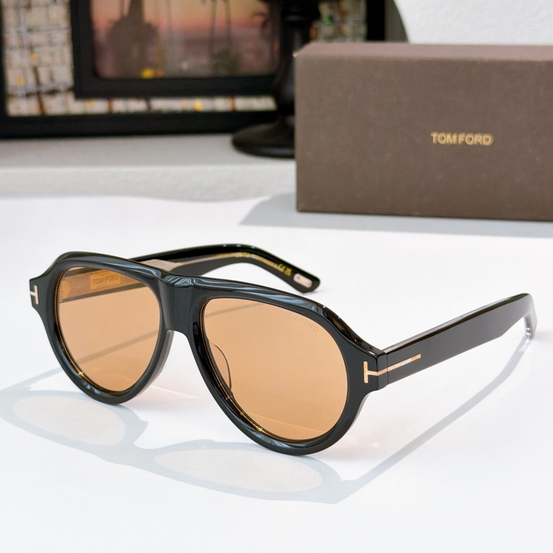 Tom Ford TOM FOR*