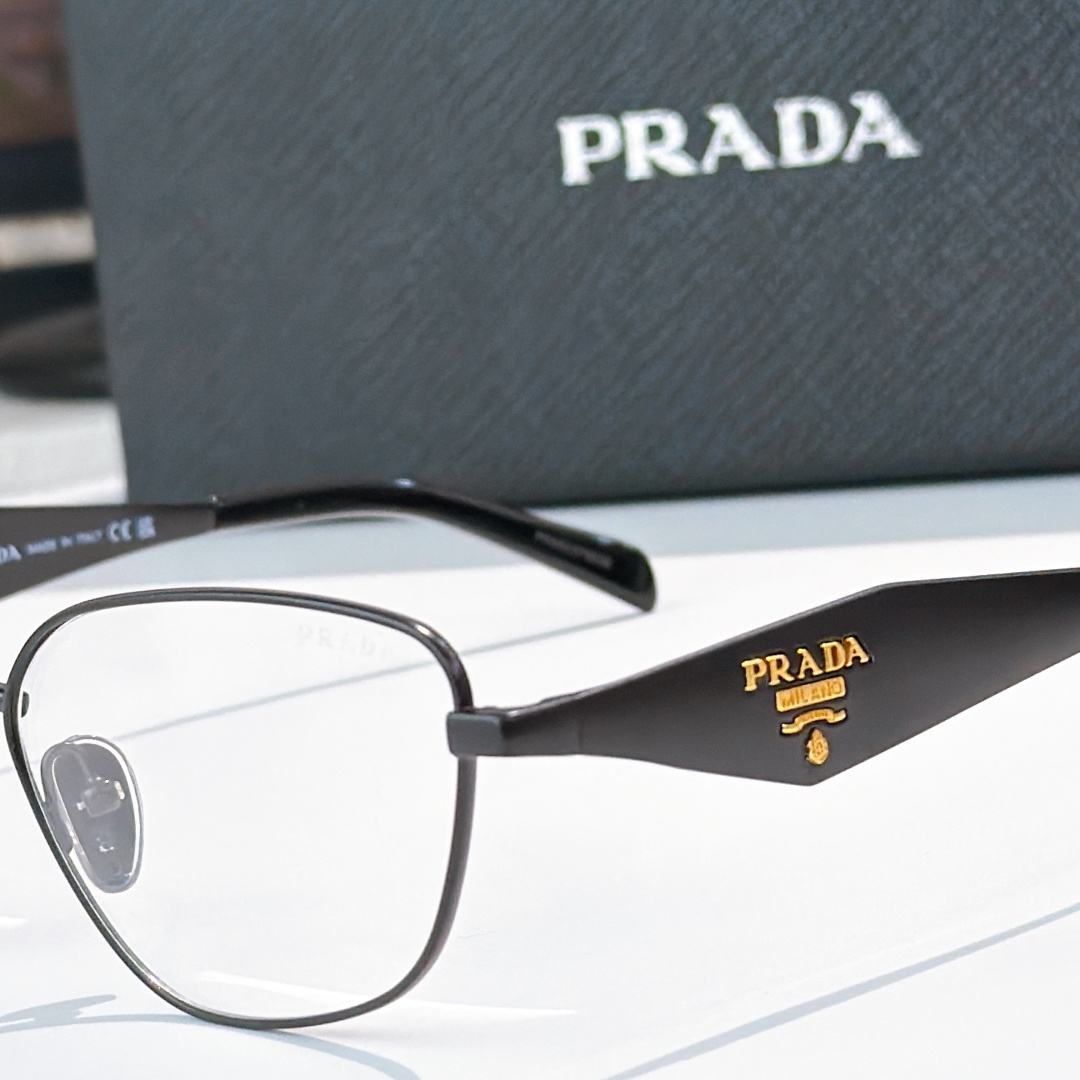Prada PRAD*