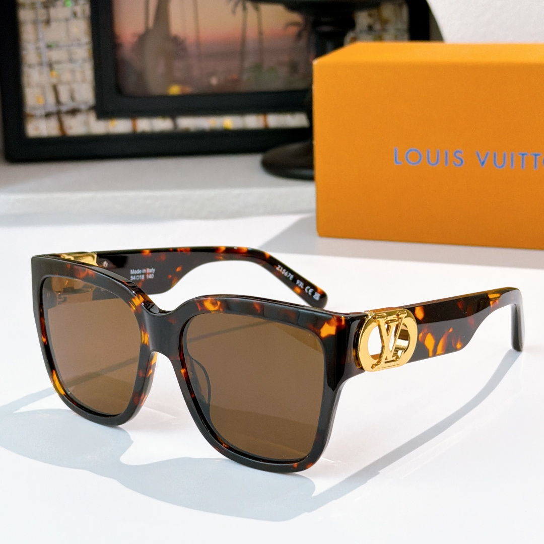 Louis Vuitton LOUIS VUITTO*