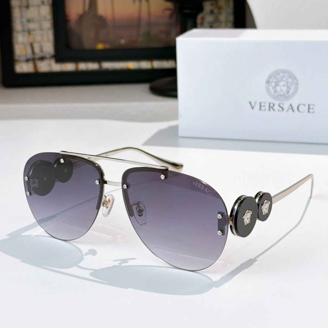 Versace VERSAC*E