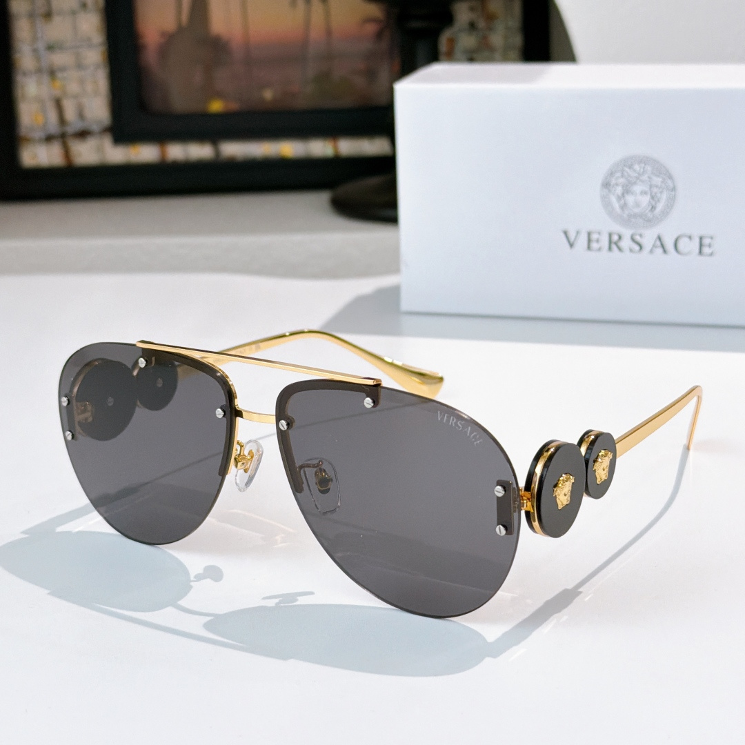 Versace VERSAC*E