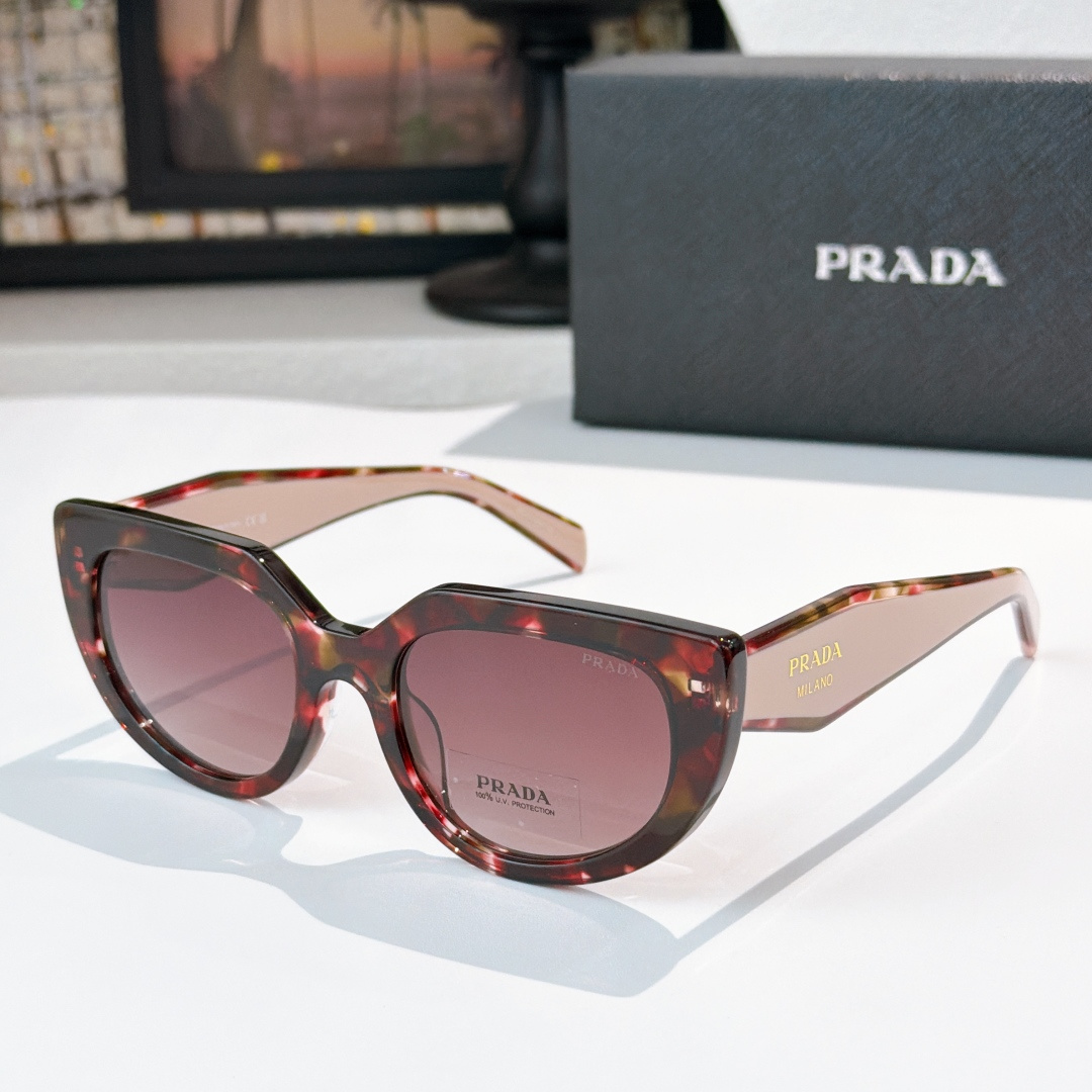 Prada PRAD*