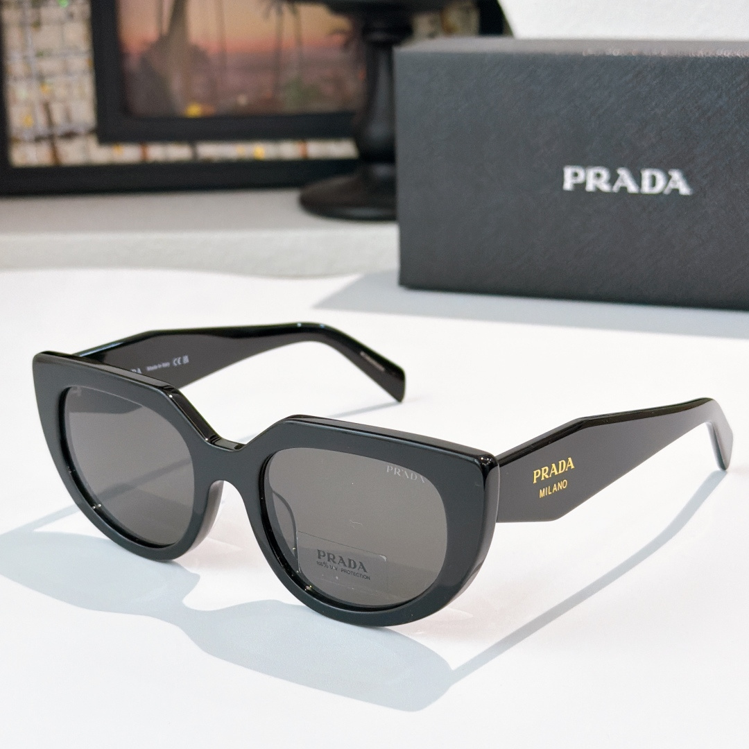 Prada PRAD*