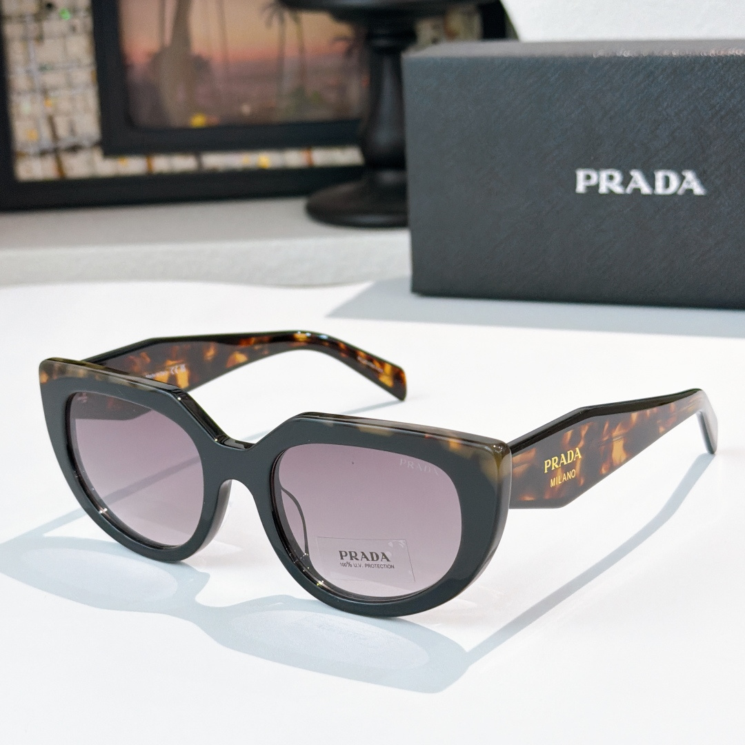 Prada PRAD*